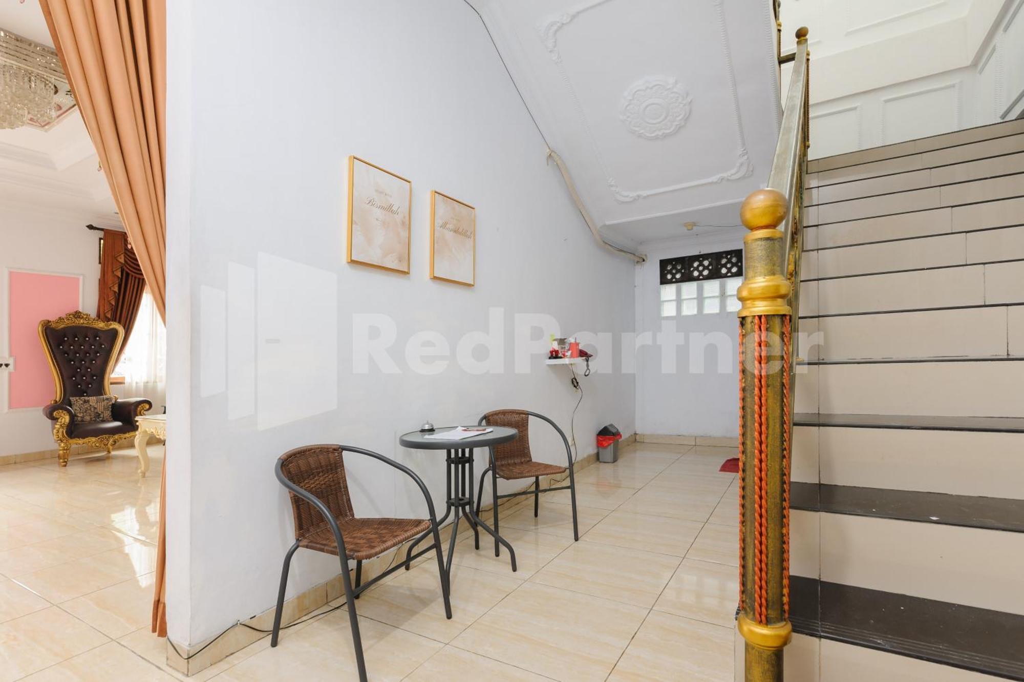 Pondok Cimanggu Syariah Mitra Reddoorz Богор Екстер'єр фото