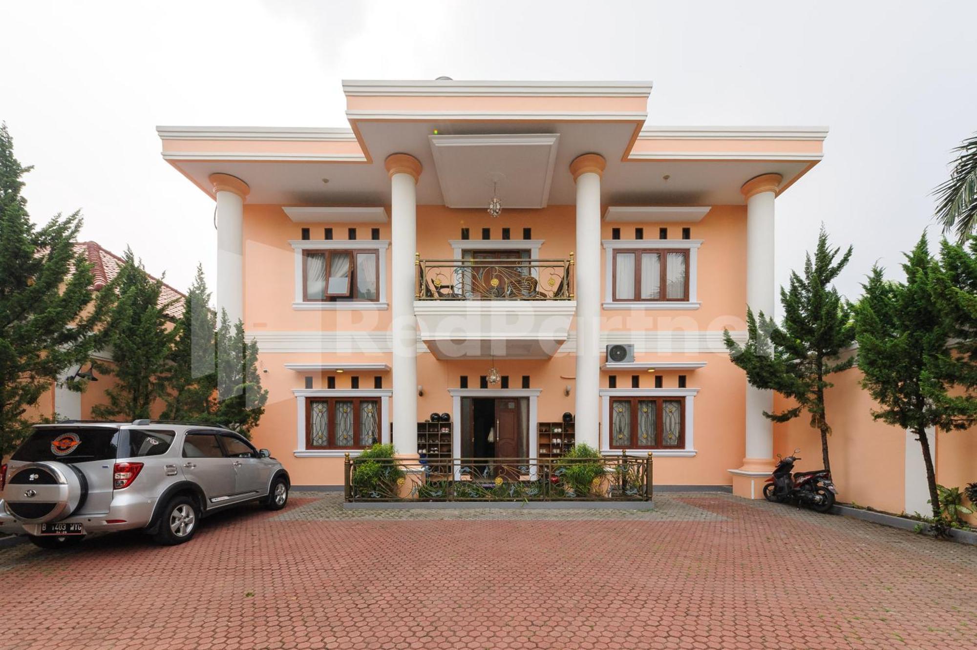 Pondok Cimanggu Syariah Mitra Reddoorz Богор Екстер'єр фото